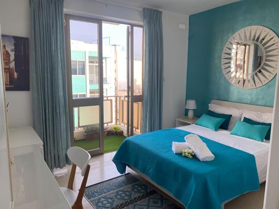 St Paul'S Bay Central Apartment In Qawra St. Paul's Bay Exteriör bild