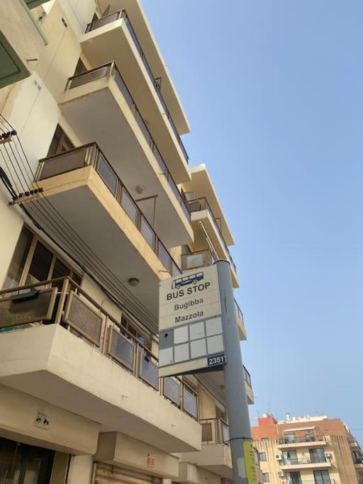 St Paul'S Bay Central Apartment In Qawra St. Paul's Bay Exteriör bild